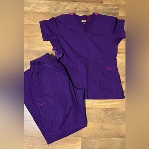 Wonderwink Wonder Flex scrub top and pants
